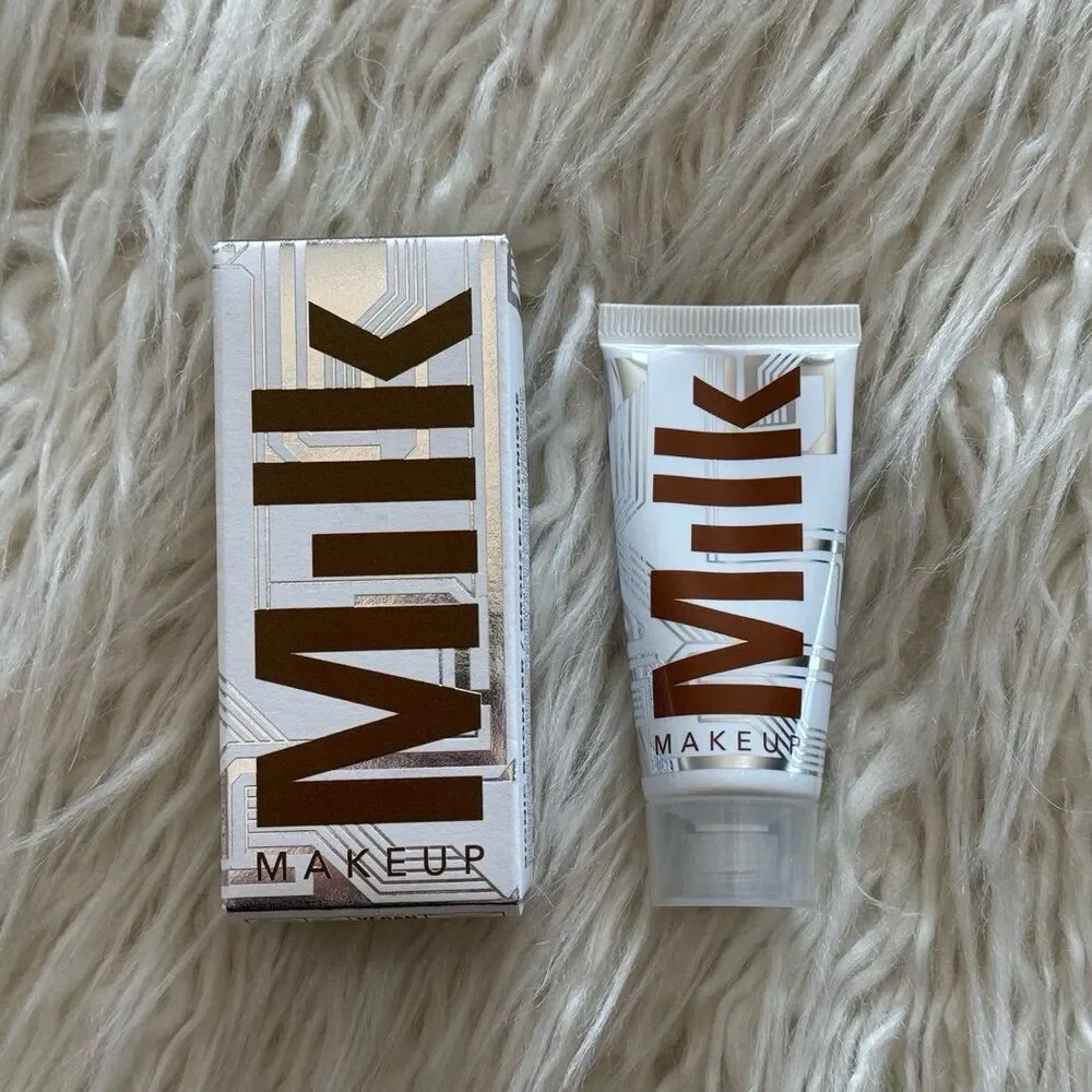 Milk Makeup Bionic Liquid Bronzer with Hyaluronic Acid Shapeshift